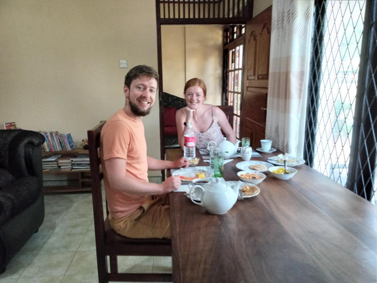 Water Front Home Stay And Resort Anuradhapura Exterior foto